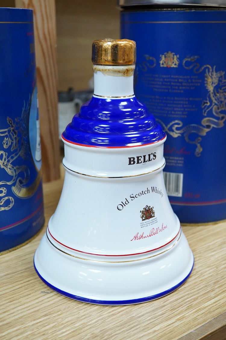 Two boxed Bells whisky commemorating the birth of Princess Eugenie, 23rd March 1990